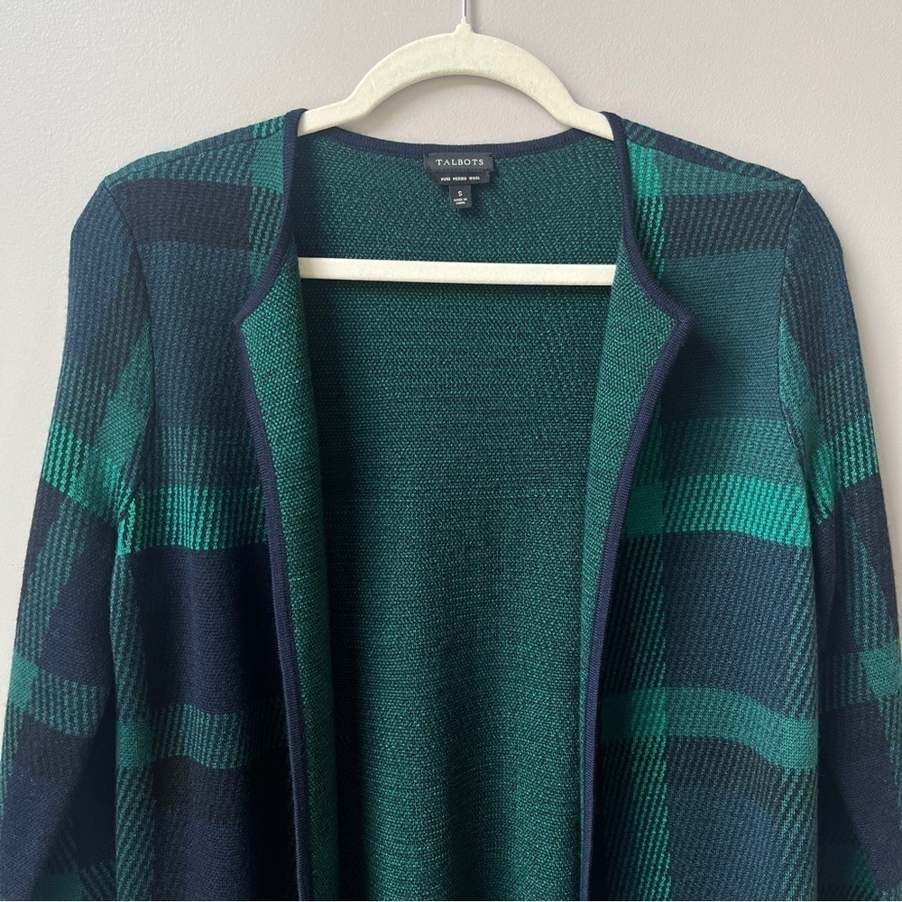 Talbots Cardigan‎ Sweater Women's Small 100% Merino Wool Plaid Navy Blue Green - Picture 4 of 8